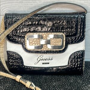 Guess‎ Croc Embossed Crossbody Bag Black White Gold Faux Leather 7" x 6"x2"